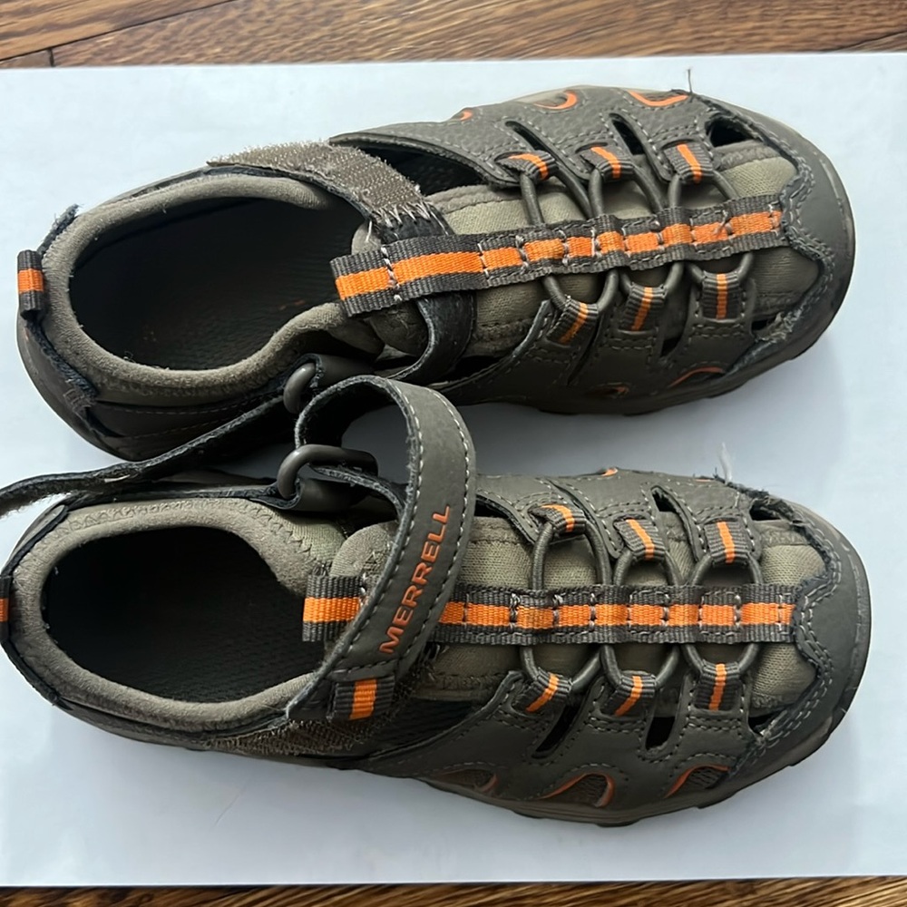 Merrell hydro hikers basically new!